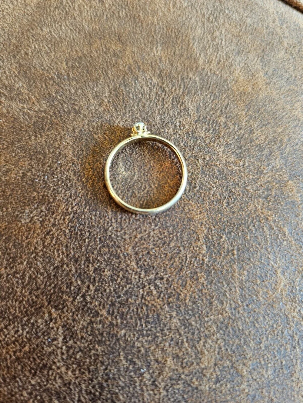 Vintage 1950s Womens Sz 7.5 Dainty Gold Tone Engagement Ring Cubic Zirconia